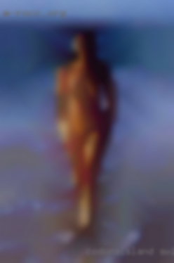 Codonaisland swinger sexy nude gril.
